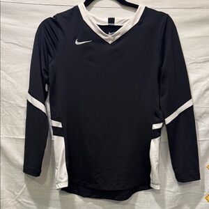 Nike Black and White Long Sleeve Volleyball, soccer jersey